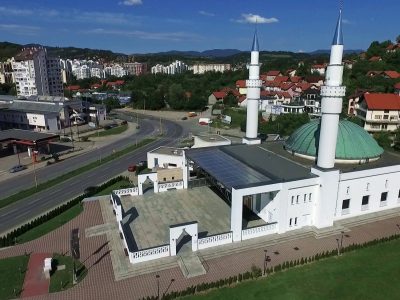 Dzamija